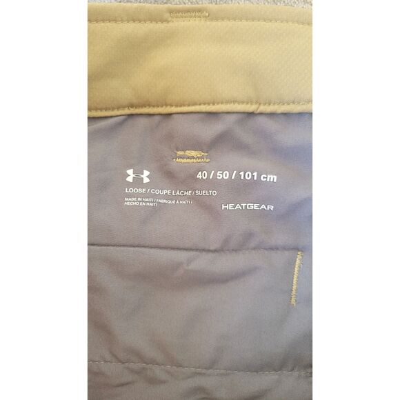 Mens Under Armour Shorts Loose Fit Heatgear Nylon Outdoor Performance - Picture 3 of 4